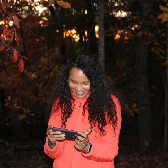 Meet your Posher, Josefina - Picture 2 of 2